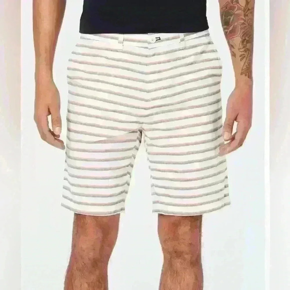 Tommy Hilfiger Men’s 9 inch inseam/ Waist 35 Striped Shorts. 100% cotton. 🇺🇸 - Picture 1 of 10